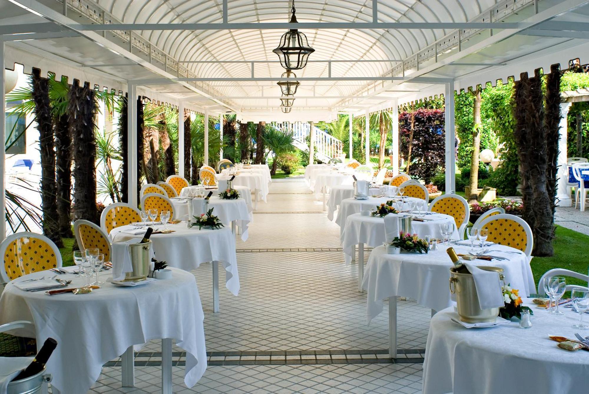 Hotel Metropole Abano Terme Esterno foto